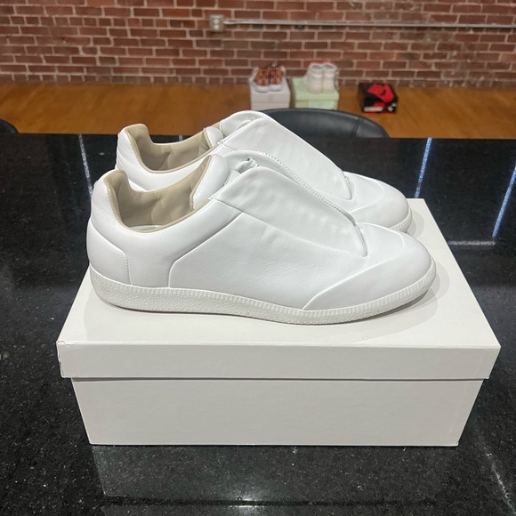 Maison Martin Margiela Other - Maison Martin Margiela ‘Future’ Concealed Lace Fastened Trainers
